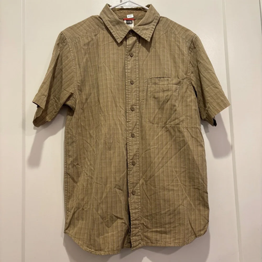 The North Face Mens Small Tan Yellow Plaid Short Sleeve Button Down Shirt Hiking
